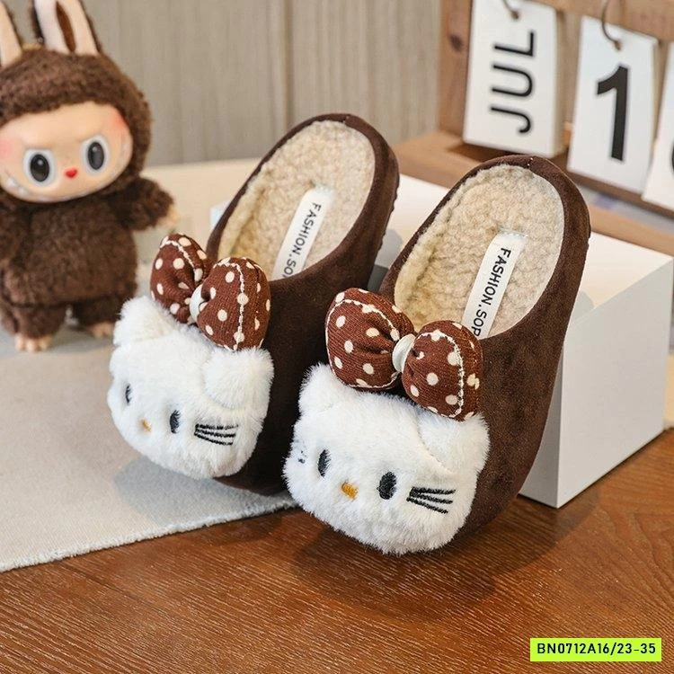 SỤC LÔNG GẮN CHARM KITTY