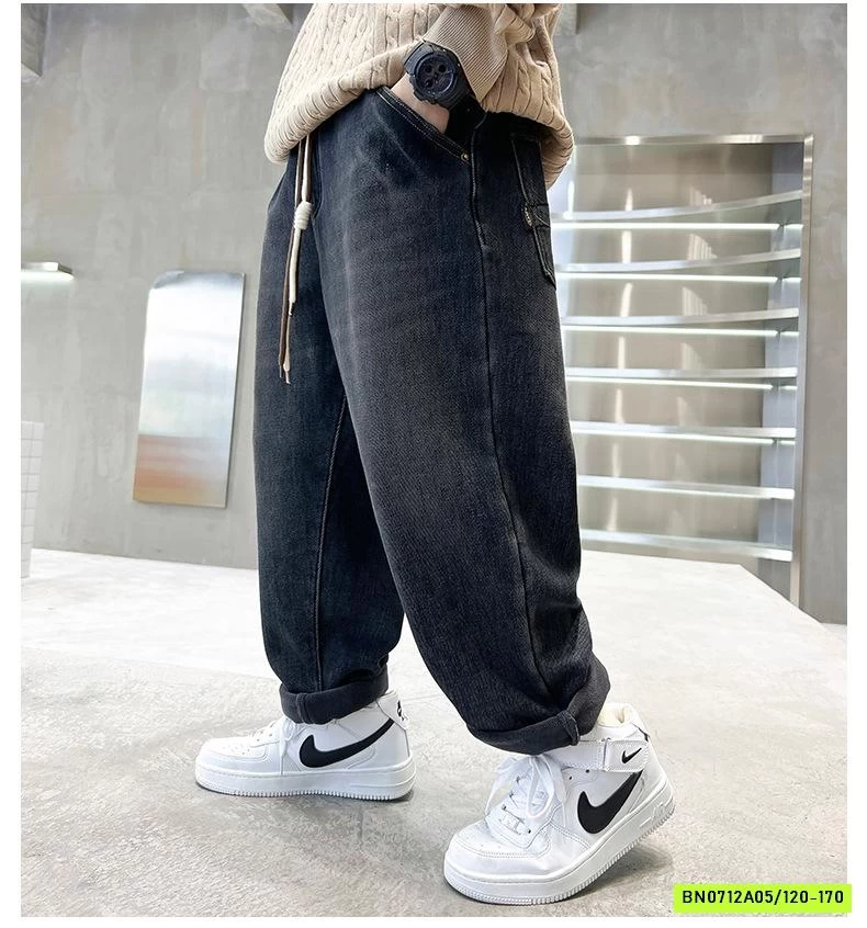 JEANS THÊU TÚI SAU SZ ĐẠI