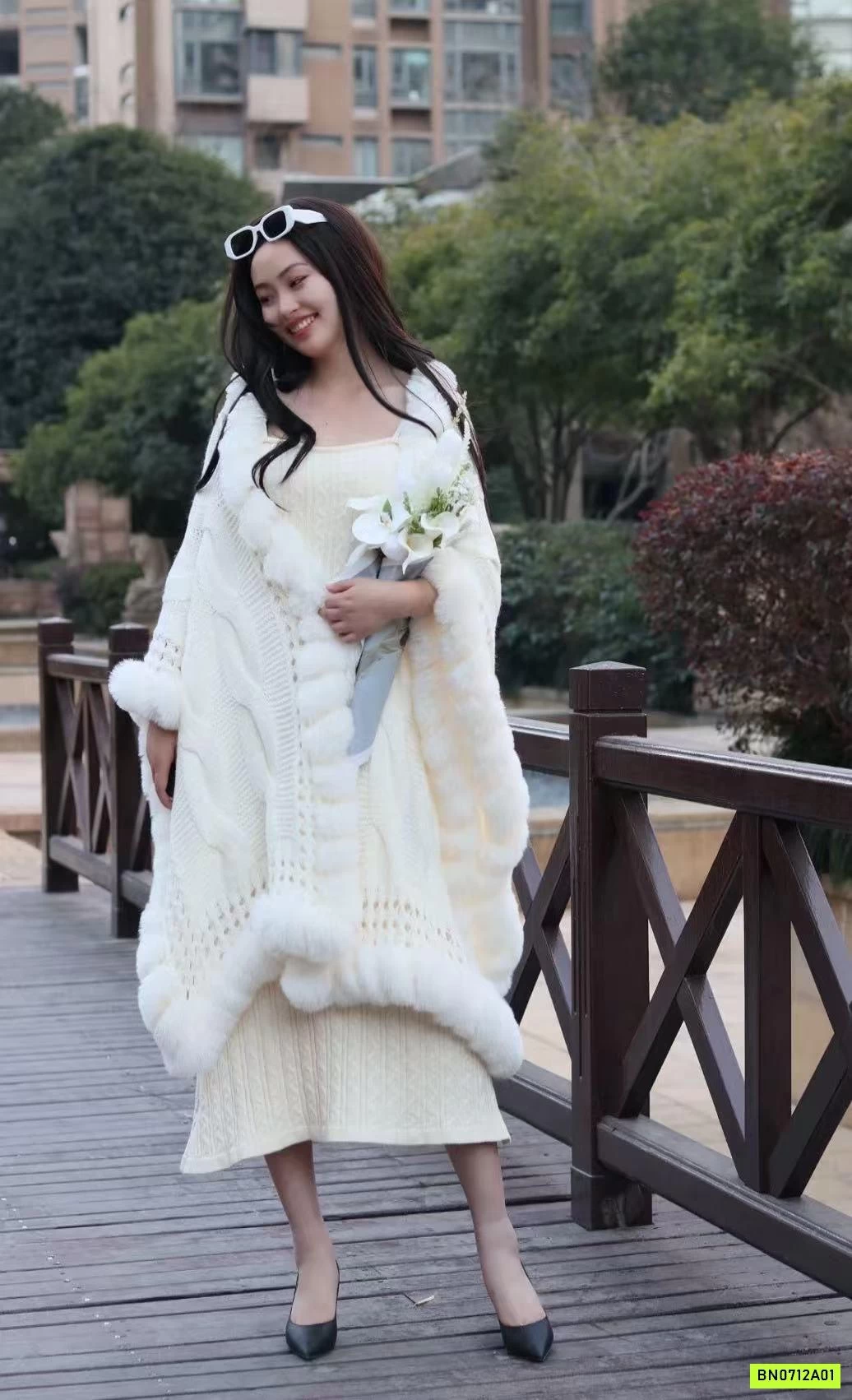 CHOÀNG LEN QUẢ BÔNG PHÚ BÀ