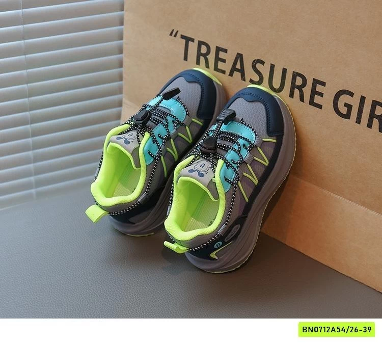 GIÀY THỂ THAO PHỐI MÀU BOBDOG