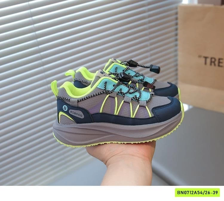 GIÀY THỂ THAO PHỐI MÀU BOBDOG