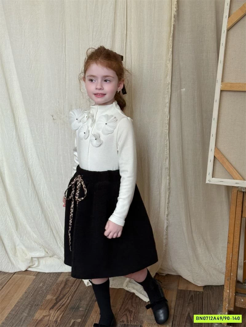 ÁO GẮN HOA 3D MIX CV NHUNG CHENGLE