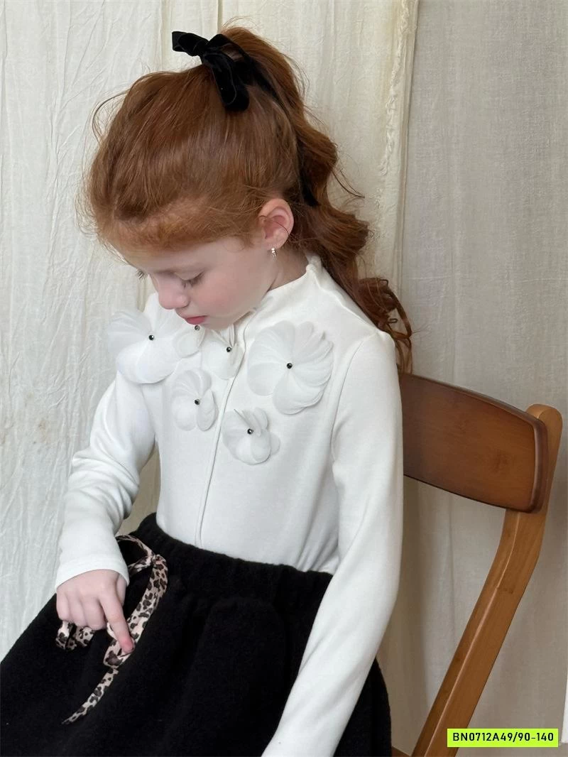 ÁO GẮN HOA 3D MIX CV NHUNG CHENGLE