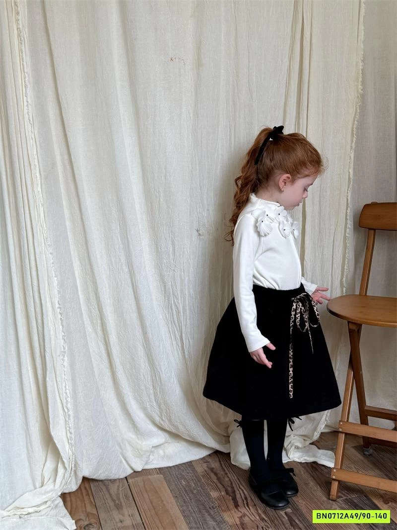 ÁO GẮN HOA 3D MIX CV NHUNG CHENGLE