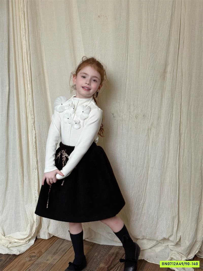 ÁO GẮN HOA 3D MIX CV NHUNG CHENGLE