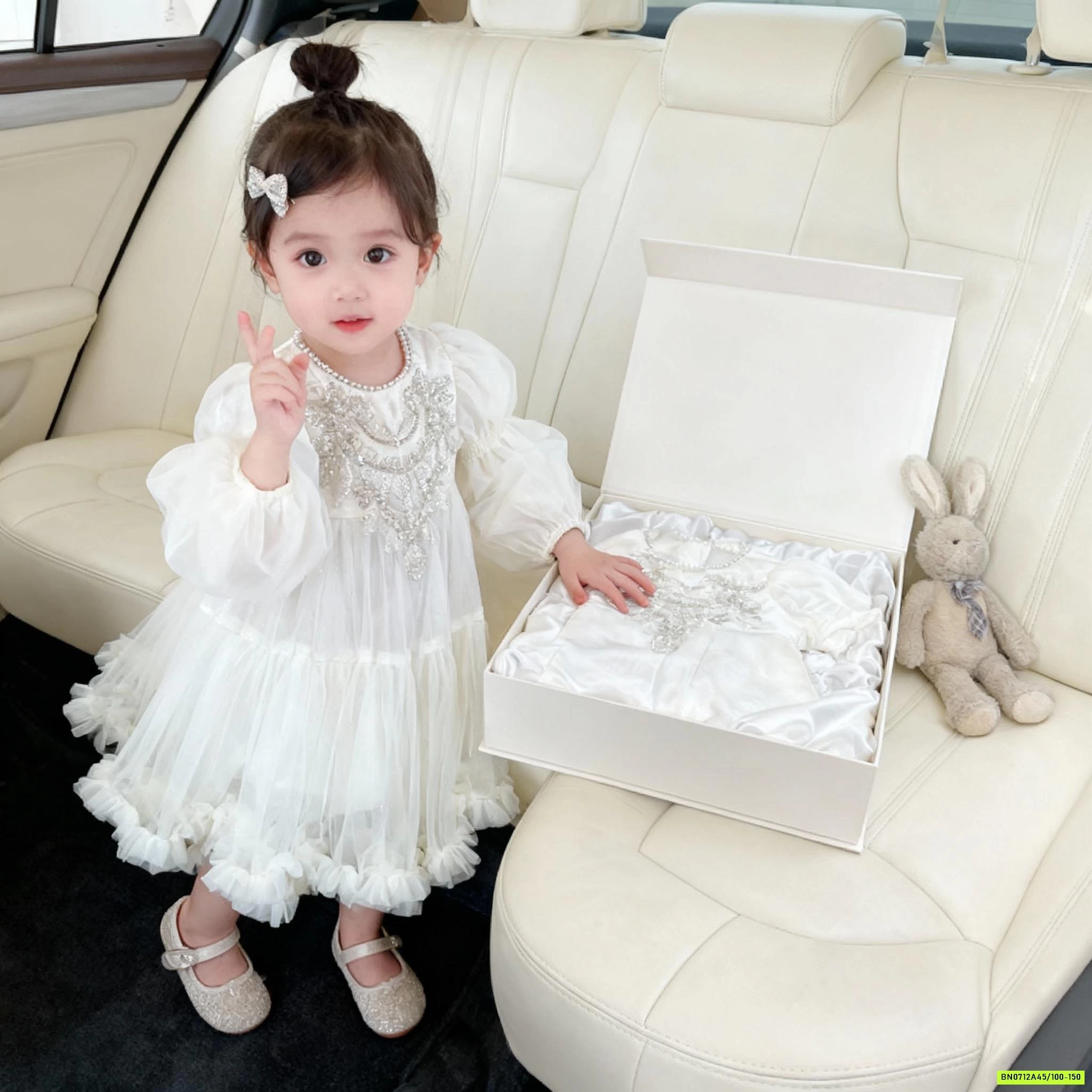 ĐẦM CÔNG CHÚA TRẮNG ĐÍNH CƯỜM BLUETOWN