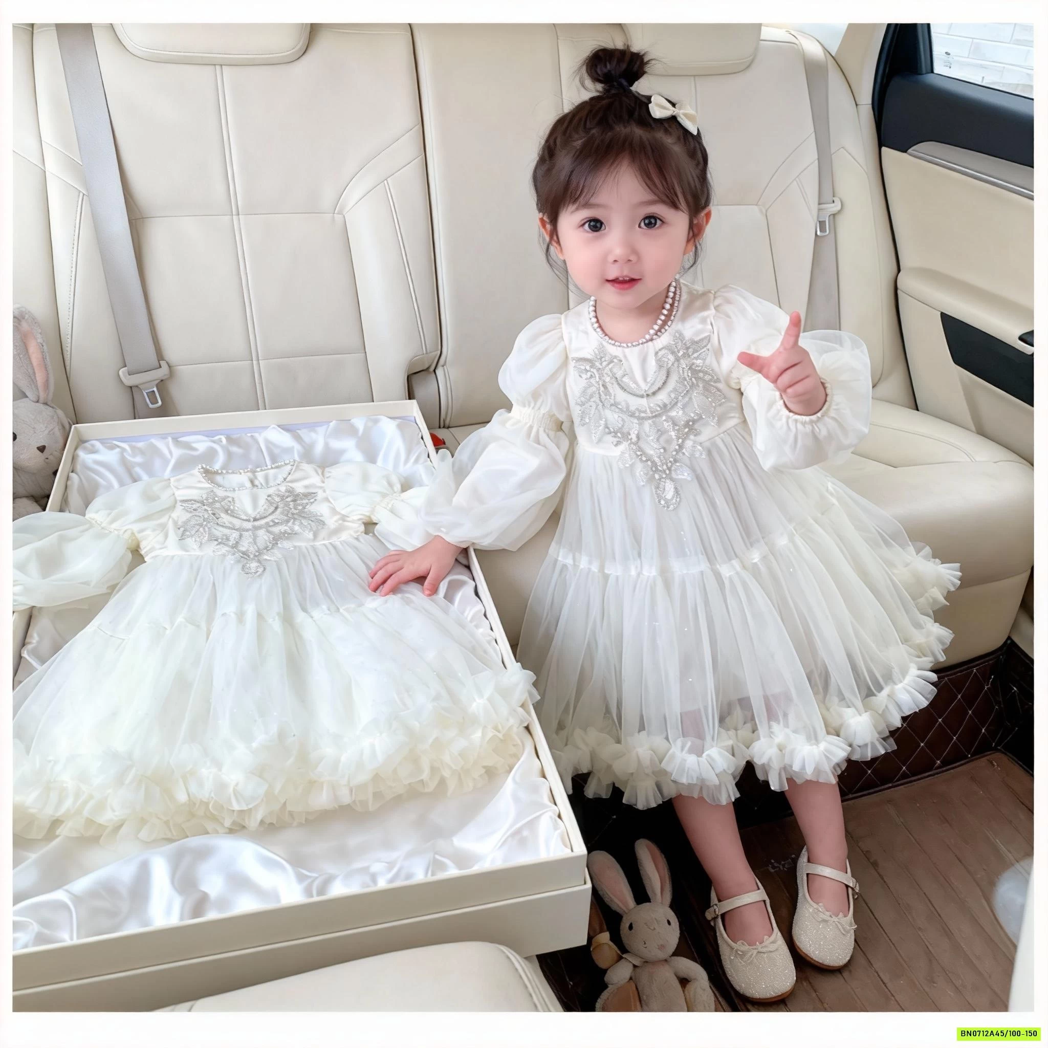 ĐẦM CÔNG CHÚA TRẮNG ĐÍNH CƯỜM BLUETOWN