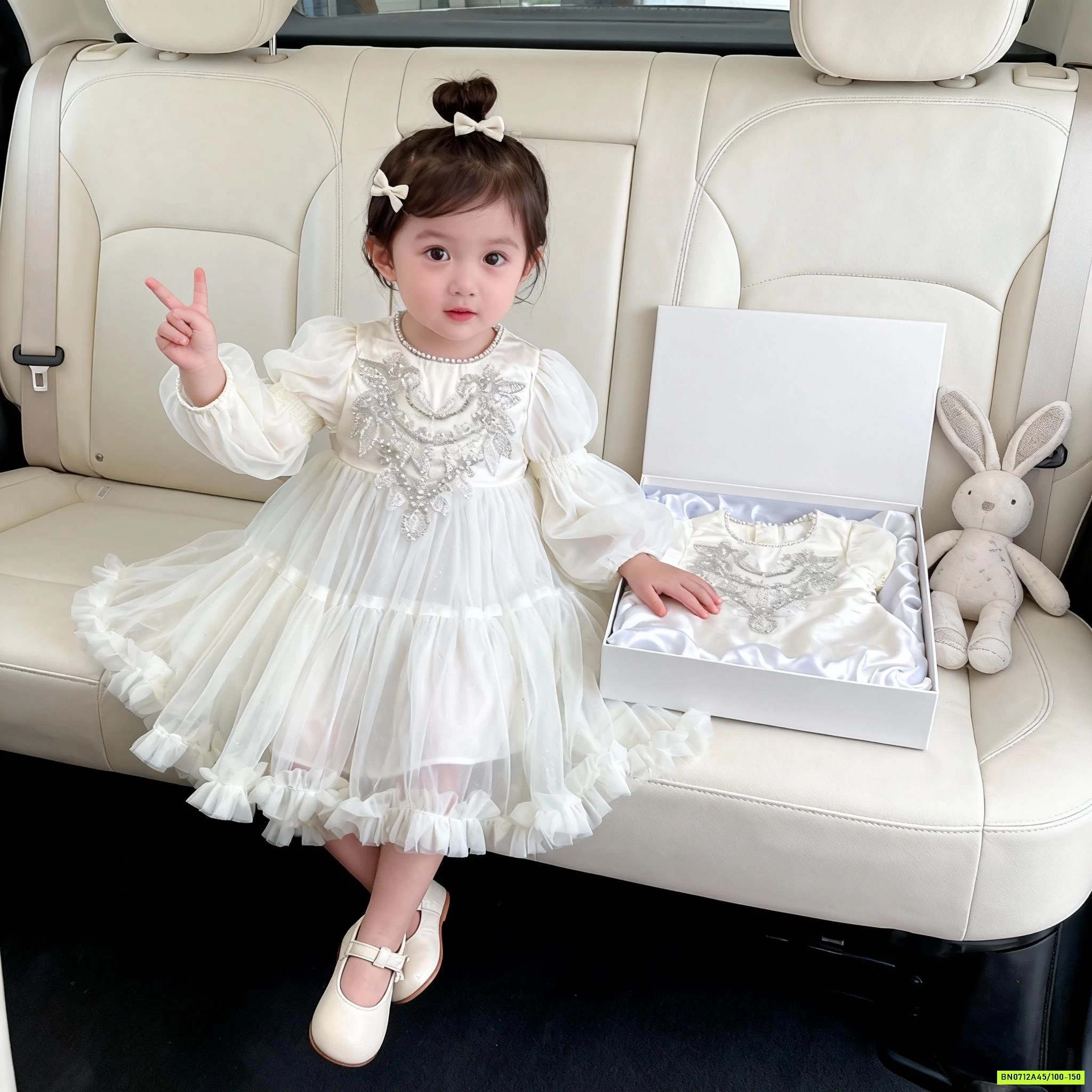 ĐẦM CÔNG CHÚA TRẮNG ĐÍNH CƯỜM BLUETOWN