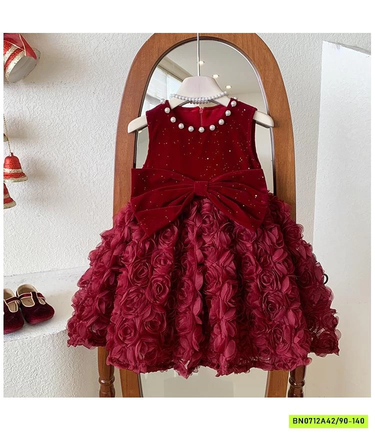 ĐẦM ĐỎ HOA HỒNG 3D CỔ GẮN NGỌC