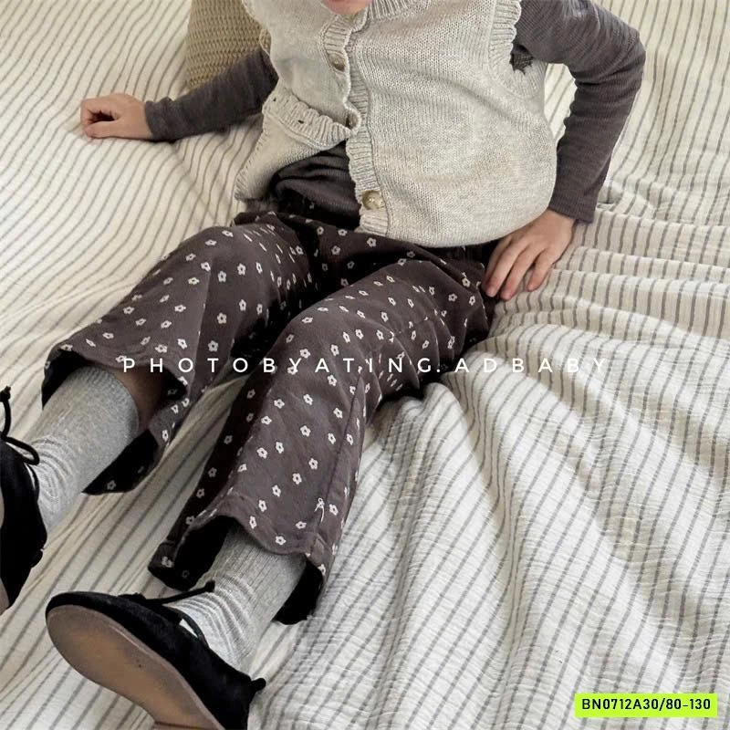 QUẦN KAKI LOE HOA NHÍ ADBABY