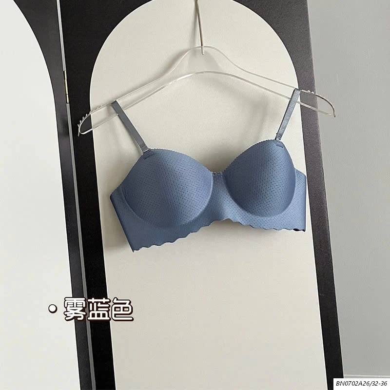 BRA NÂNG NGỰC THOÁNG KHÍ