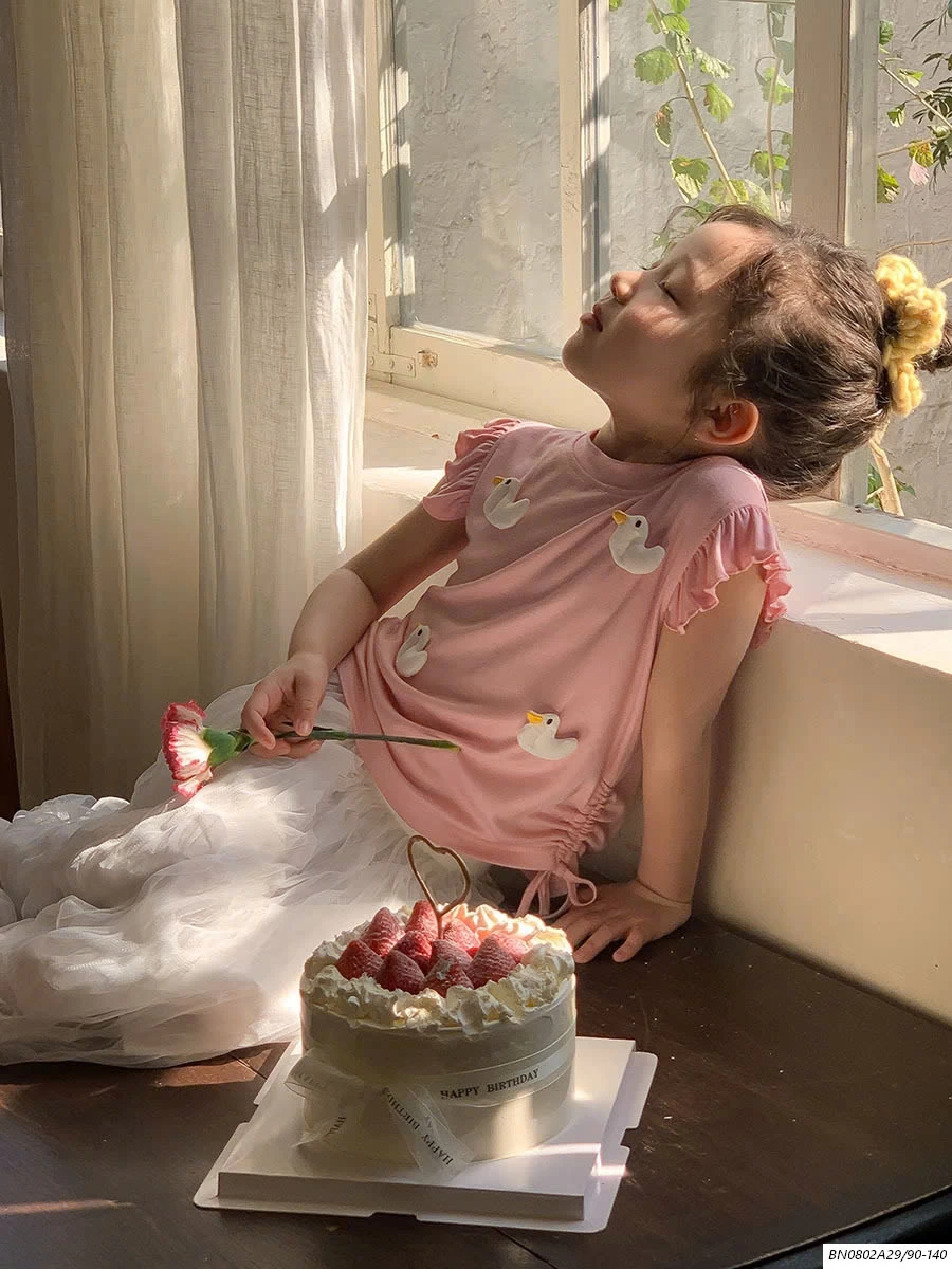 ÁO CÁNH TIÊN GẮN VỊT CON