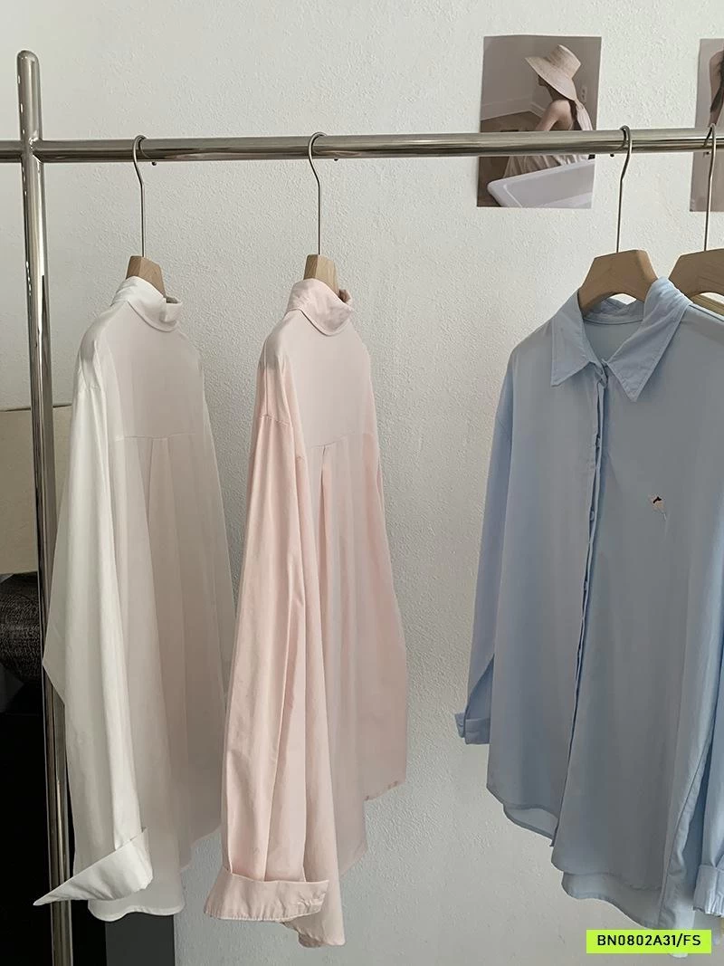 SƠ MI ĐŨI CỔ ĐỨC THÊU LOGO