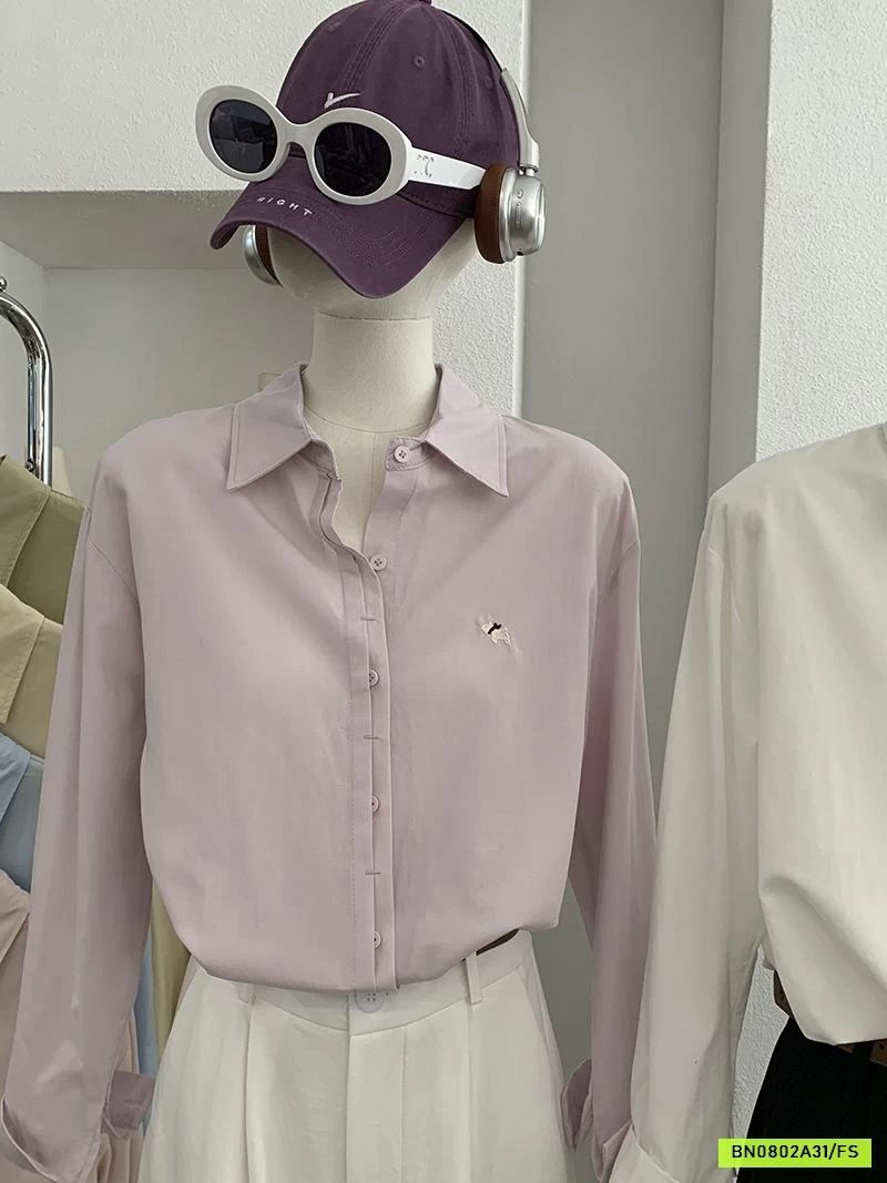 SƠ MI ĐŨI CỔ ĐỨC THÊU LOGO