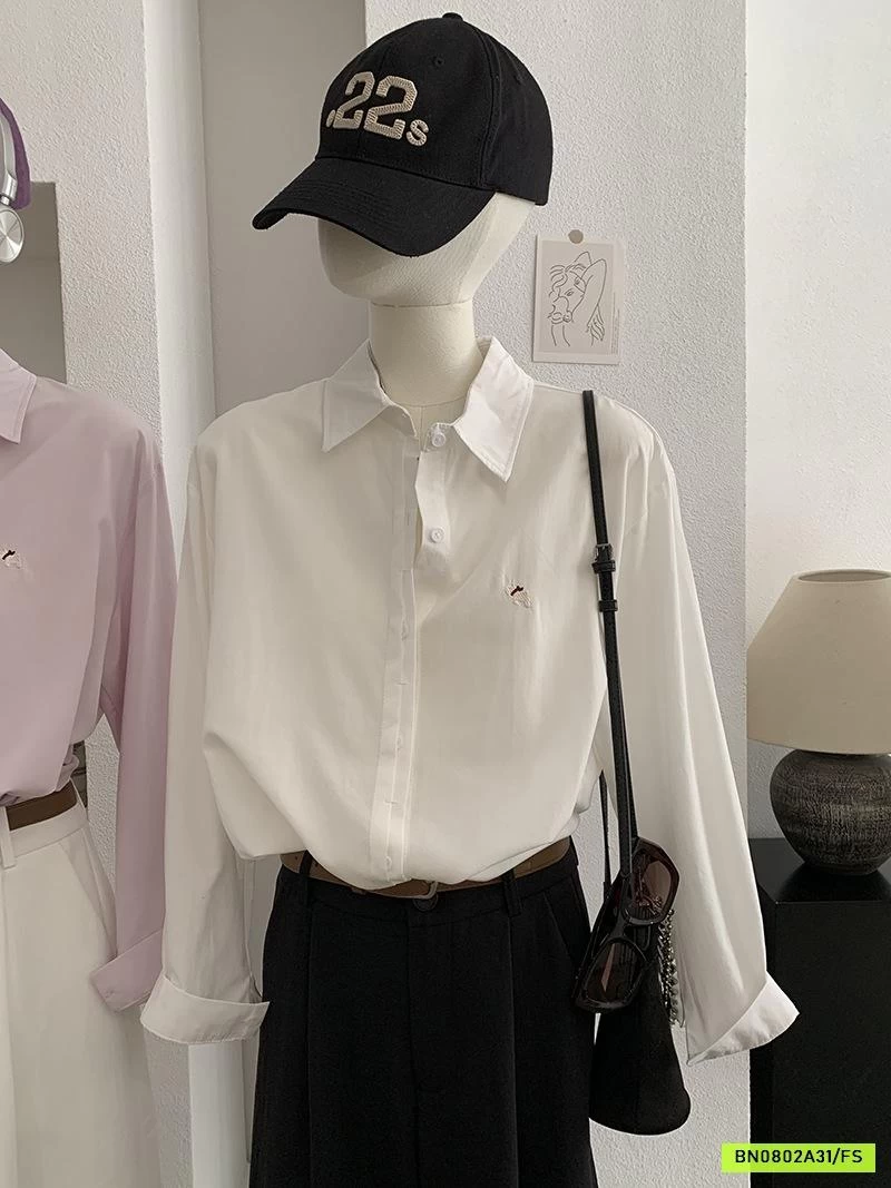 SƠ MI ĐŨI CỔ ĐỨC THÊU LOGO