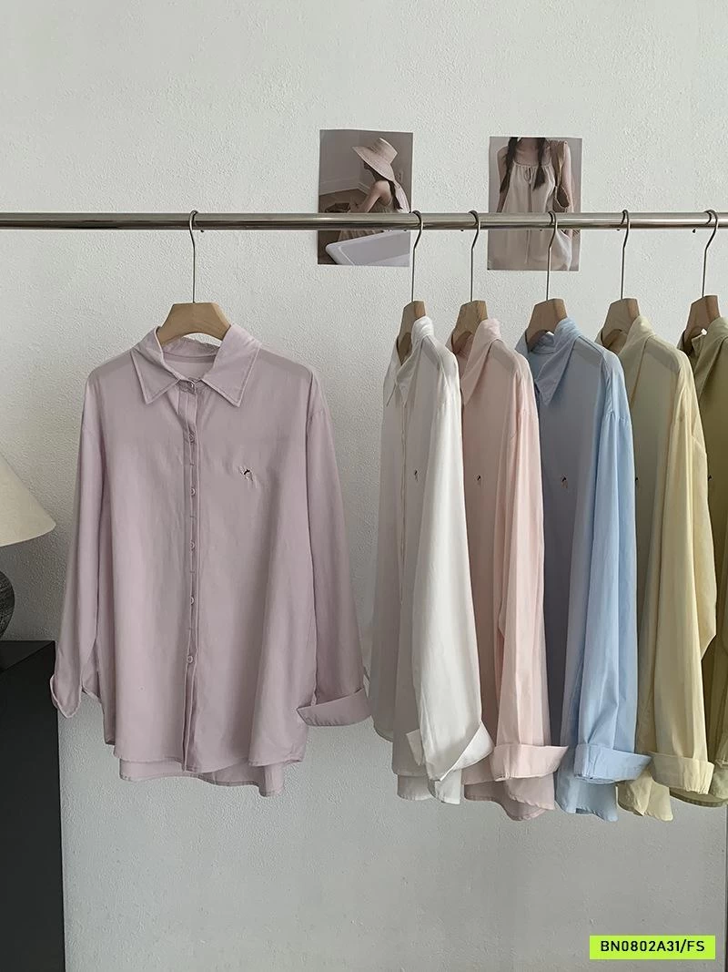 SƠ MI ĐŨI CỔ ĐỨC THÊU LOGO