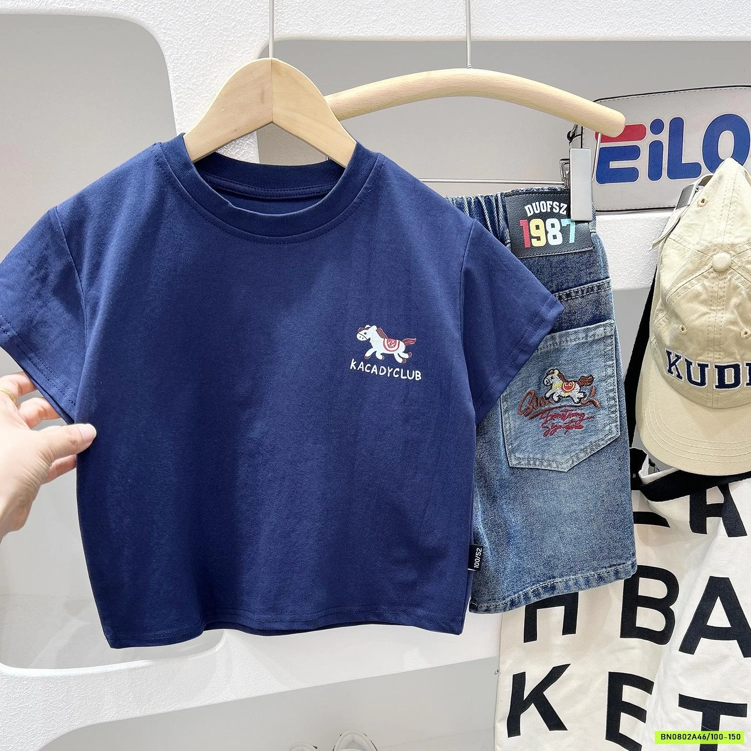 ÁO THUN IN HÌNH LƯNG KACADY