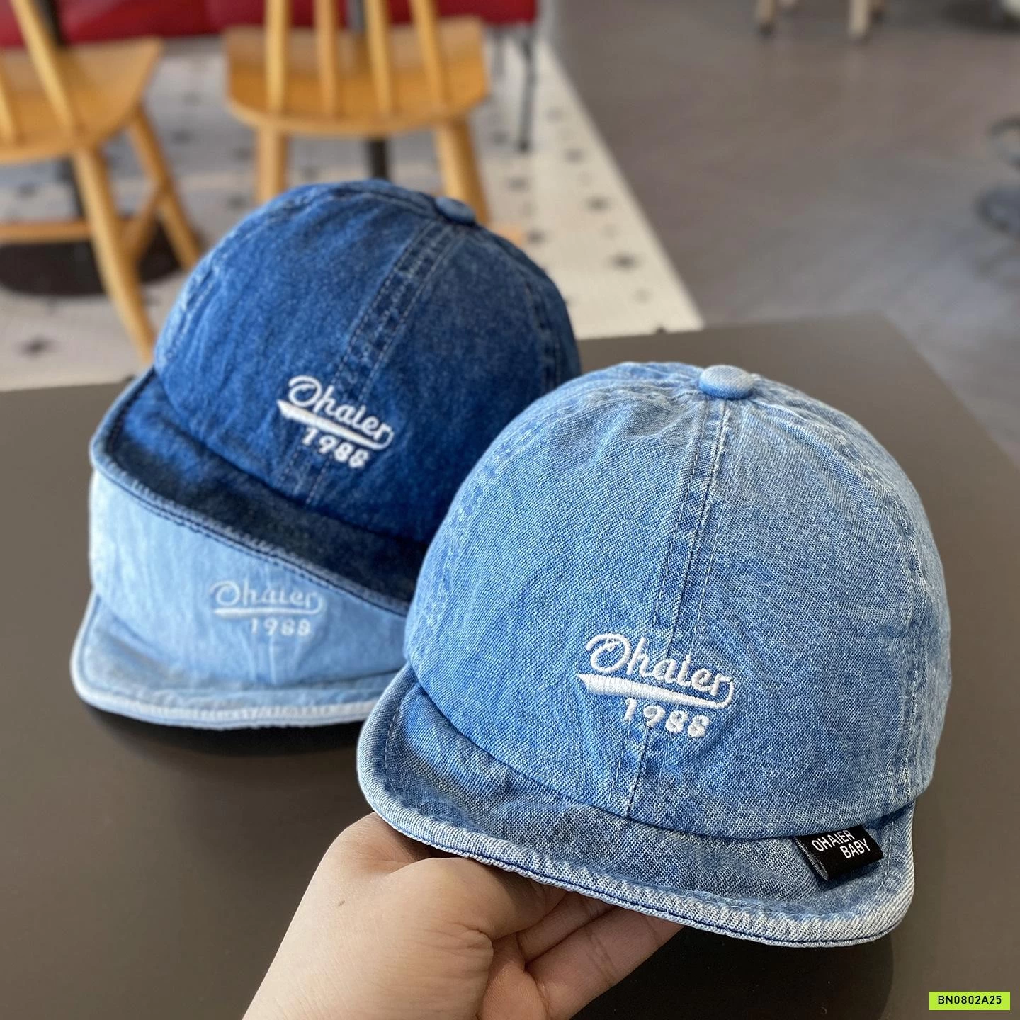 MŨ JEANS THÊU CHỮ