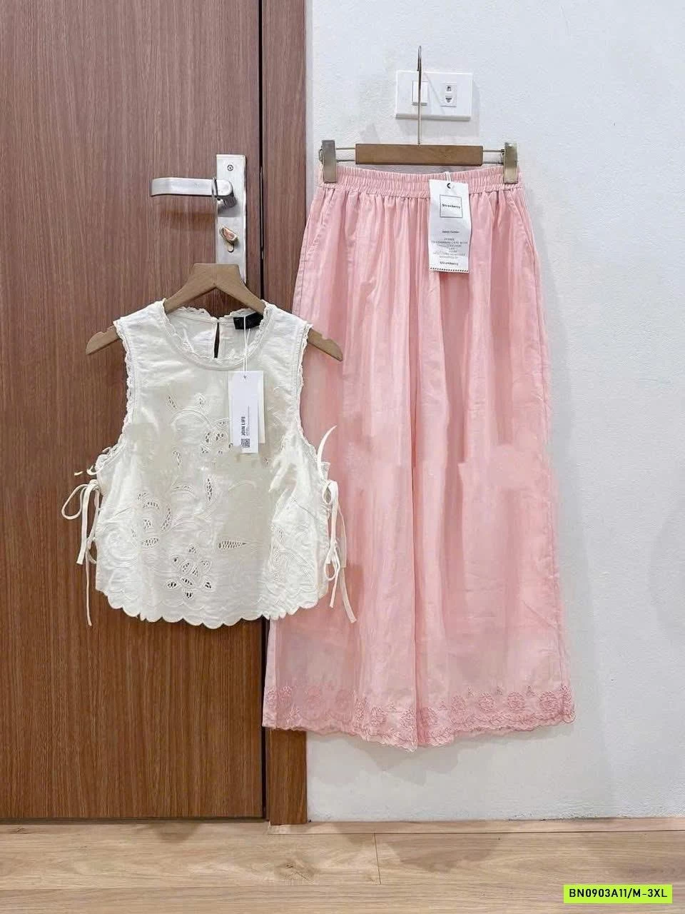 QUẦN ĐŨI SUÔNG THÊU VIỀN GẤU