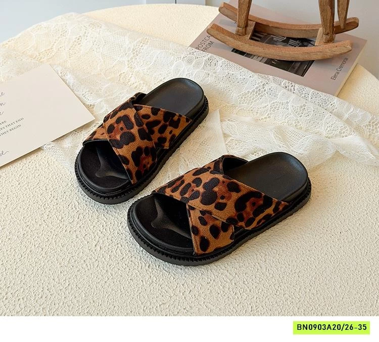 DÉP LÊ QUAI CHÉO HỌA TIẾT VẰN