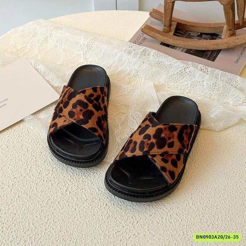 DÉP LÊ QUAI CHÉO HỌA TIẾT VẰN