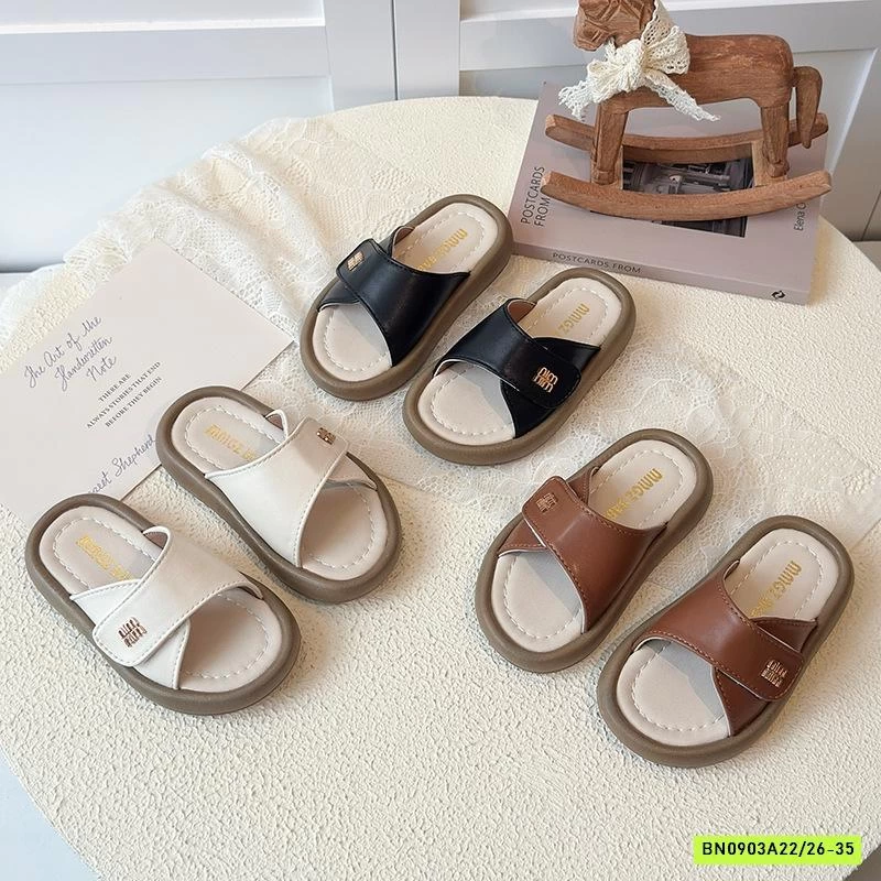 DÉP LÊ QUAI DÁN NGANG