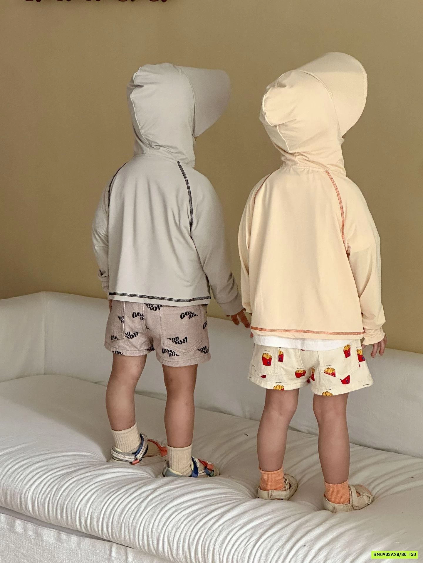 ÁO CHỐNG NẮNG CHỈ NỔI