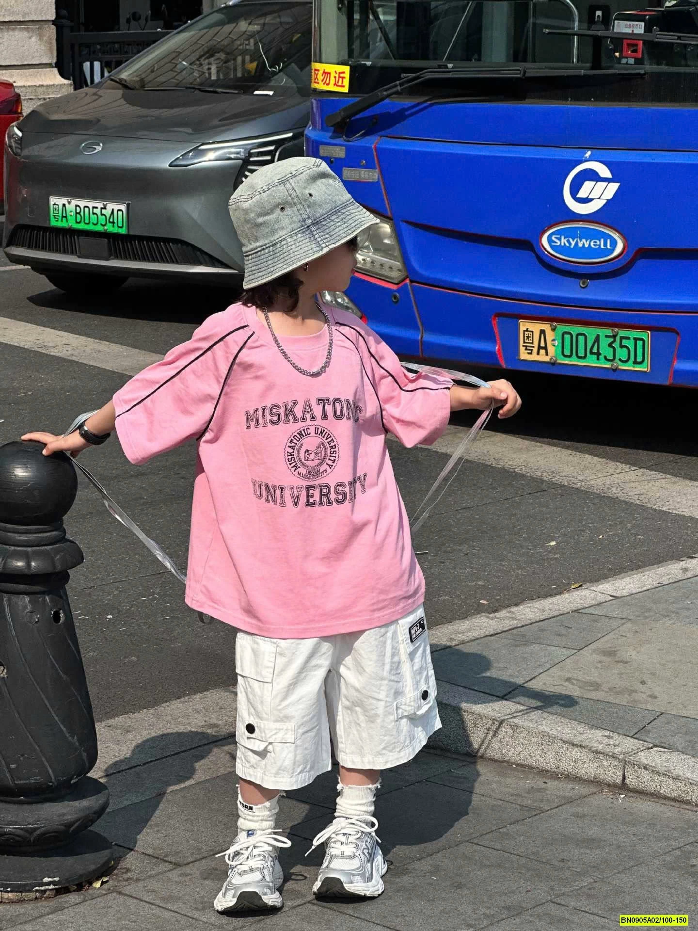 ÁO THUN HỒNG PHỐI VIỀN ĐEN