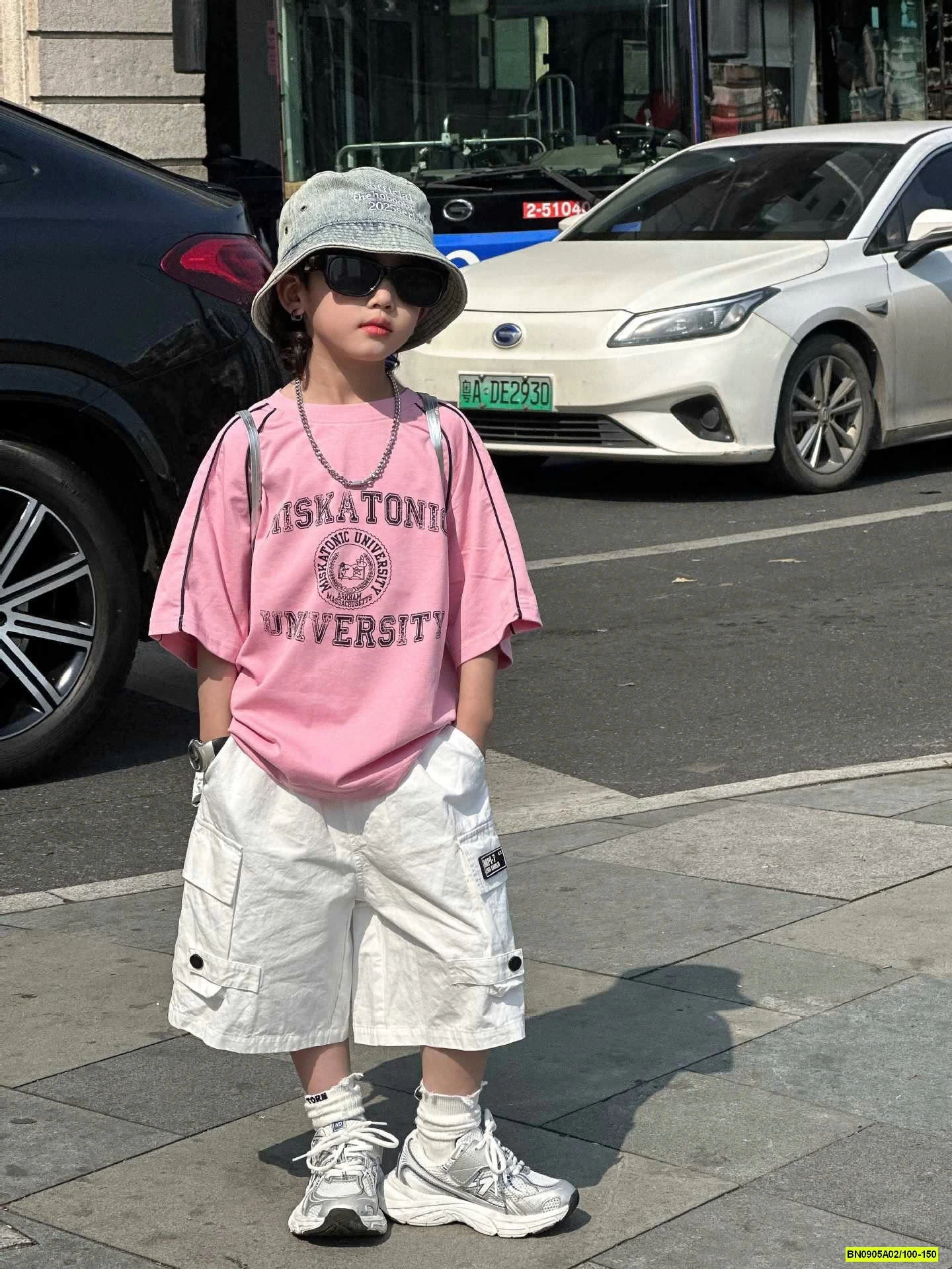 ÁO THUN HỒNG PHỐI VIỀN ĐEN