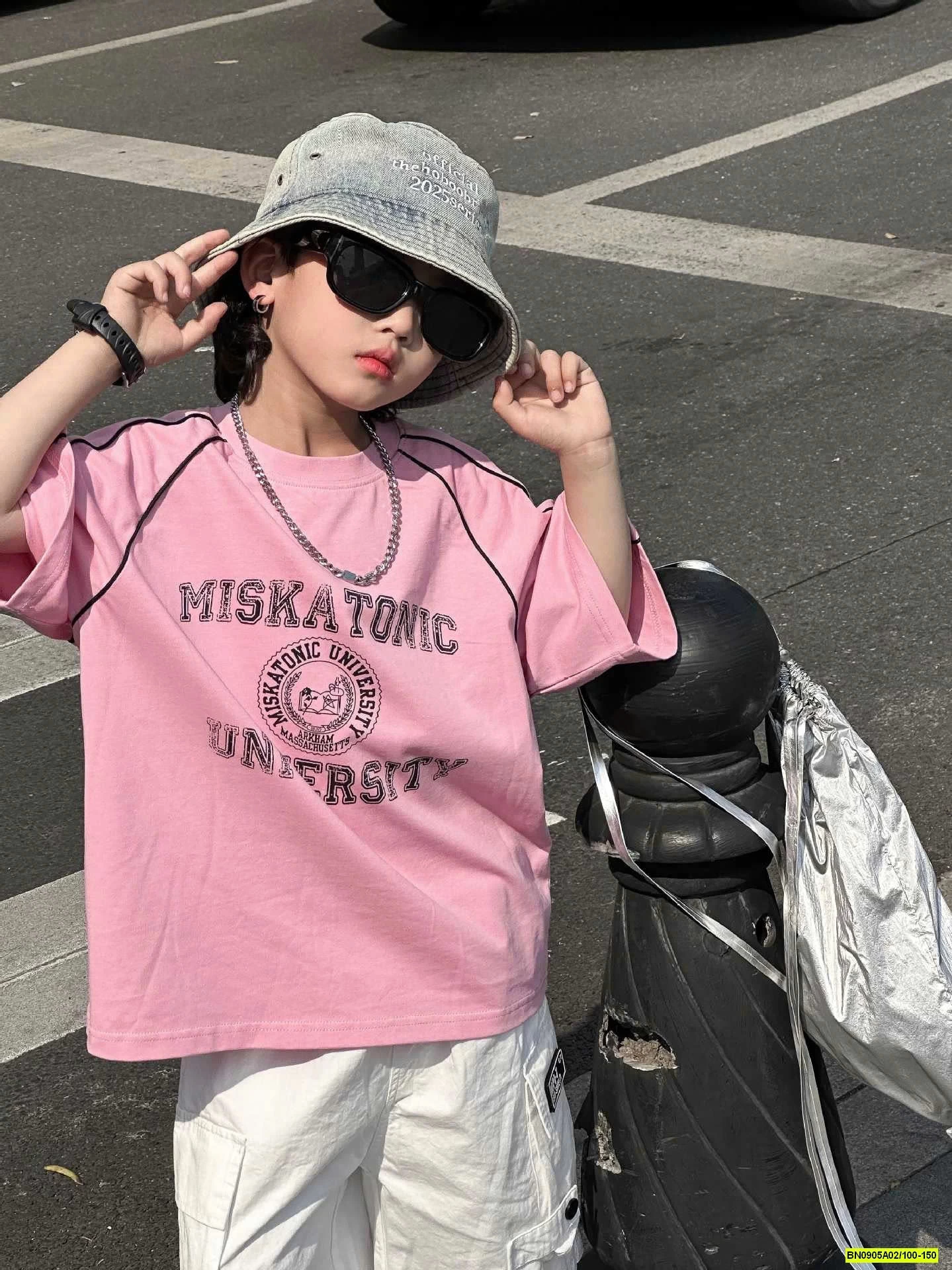 ÁO THUN HỒNG PHỐI VIỀN ĐEN