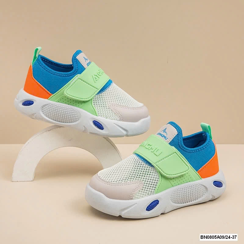 GIÀY THỂ THAO THOÁNG KHÍ PHỐI MÀU