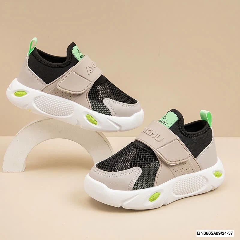 GIÀY THỂ THAO THOÁNG KHÍ PHỐI MÀU