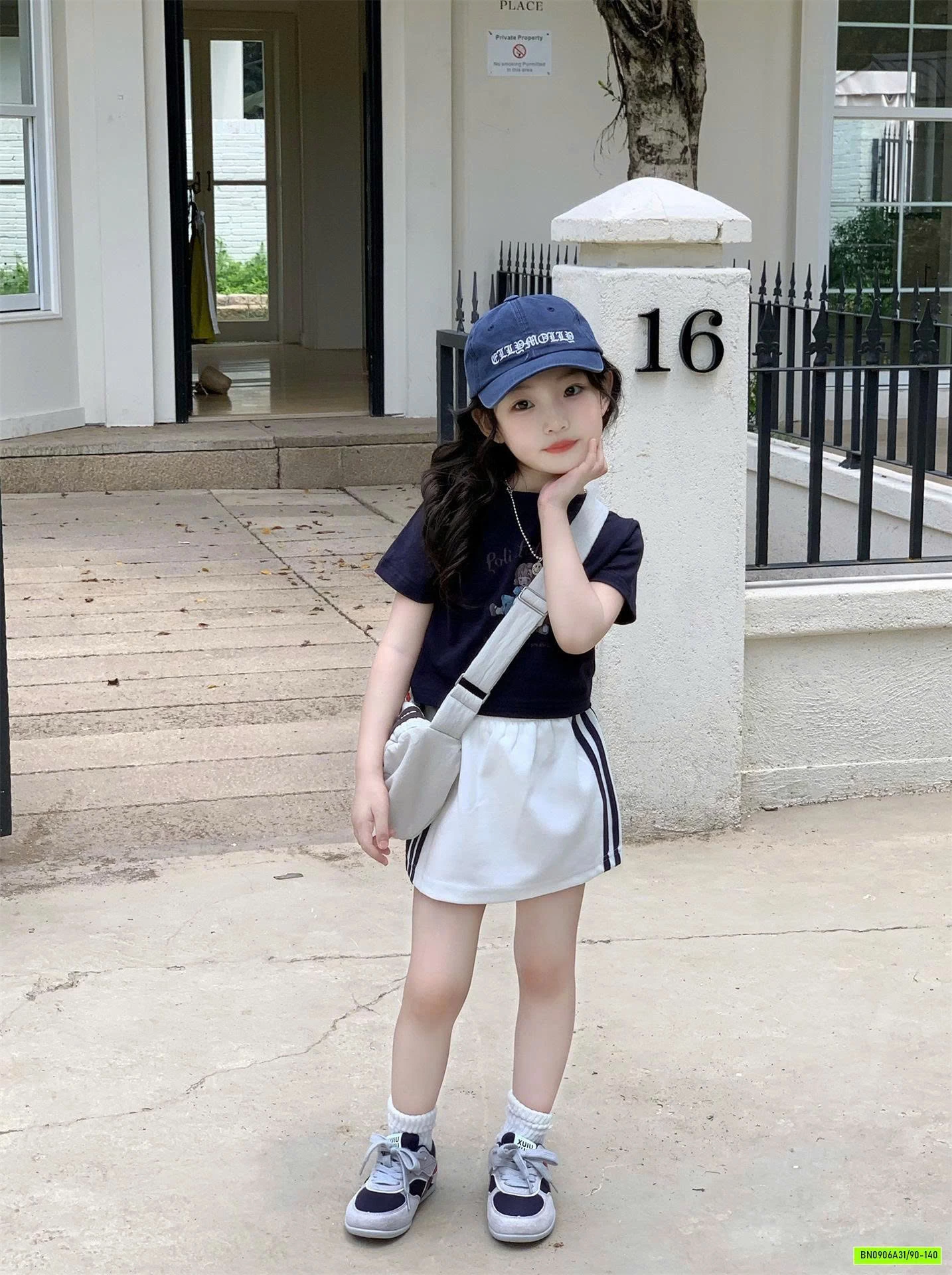 CROPTOP IN HÌNH MIX CV 2 SỌC