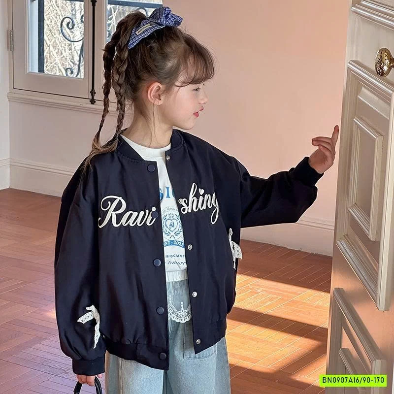 BOMBER XANH THAN 25A053 AMBB