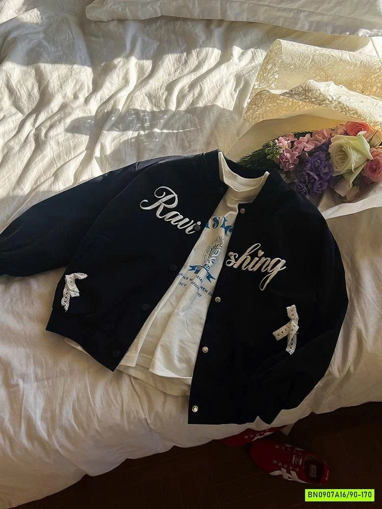 BOMBER XANH THAN 25A053 AMBB