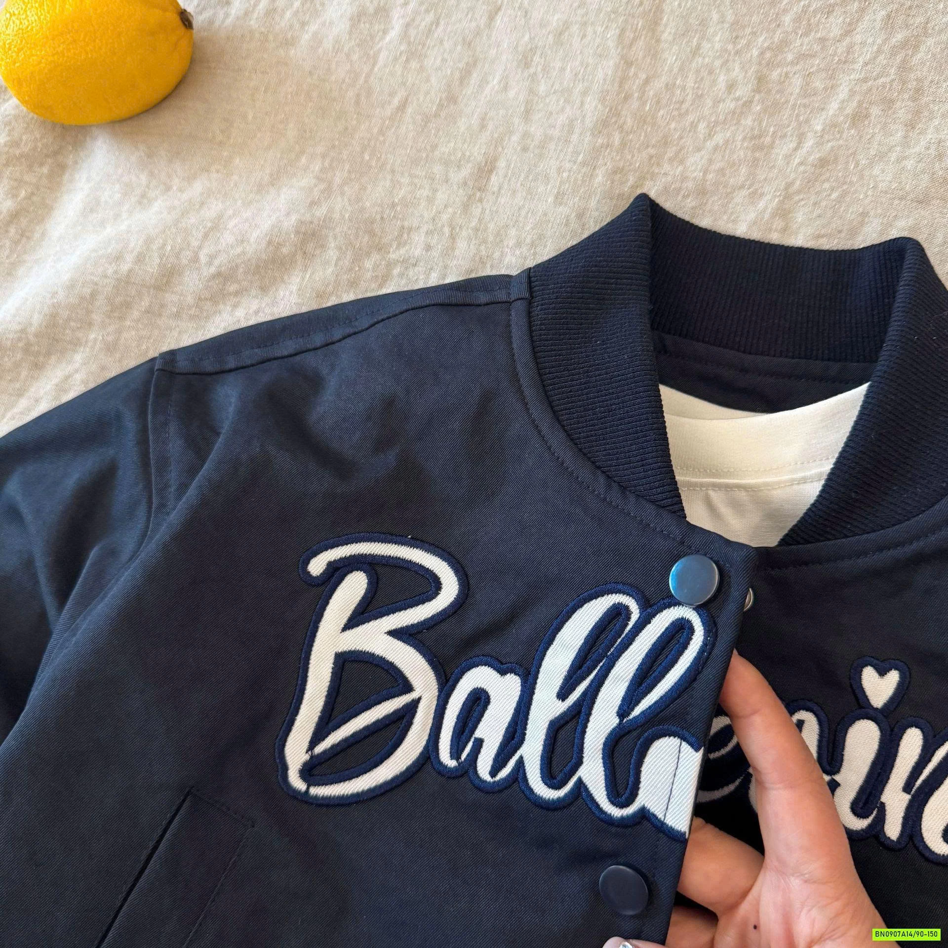 BOMBER THÊU CHỮ XANH THAN