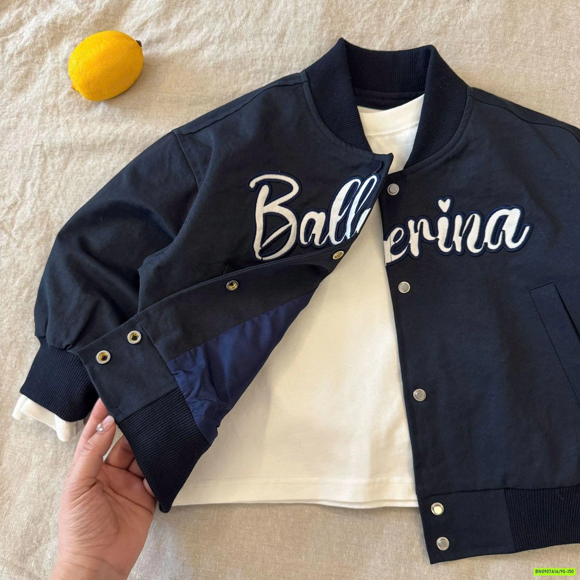 BOMBER THÊU CHỮ XANH THAN