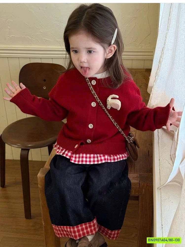 KHOÁC LEN ĐỎ KITTY MIX JEANS SUÔNG