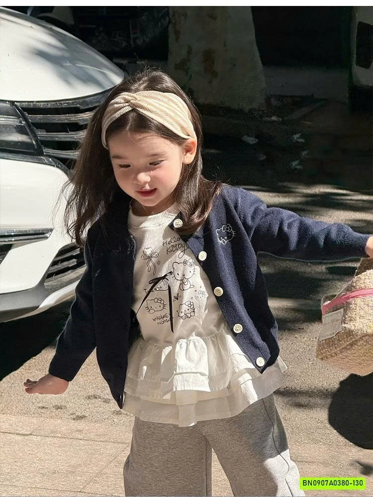 ÁO THUN KITTY BÁNH BÈO DÀI TAY