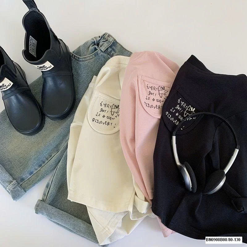 ÁO THUN DÀI TAY TÚI NGỰC IN CHỮ