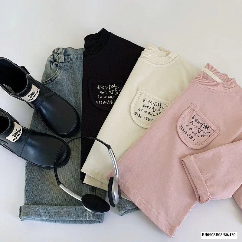 ÁO THUN DÀI TAY TÚI NGỰC IN CHỮ