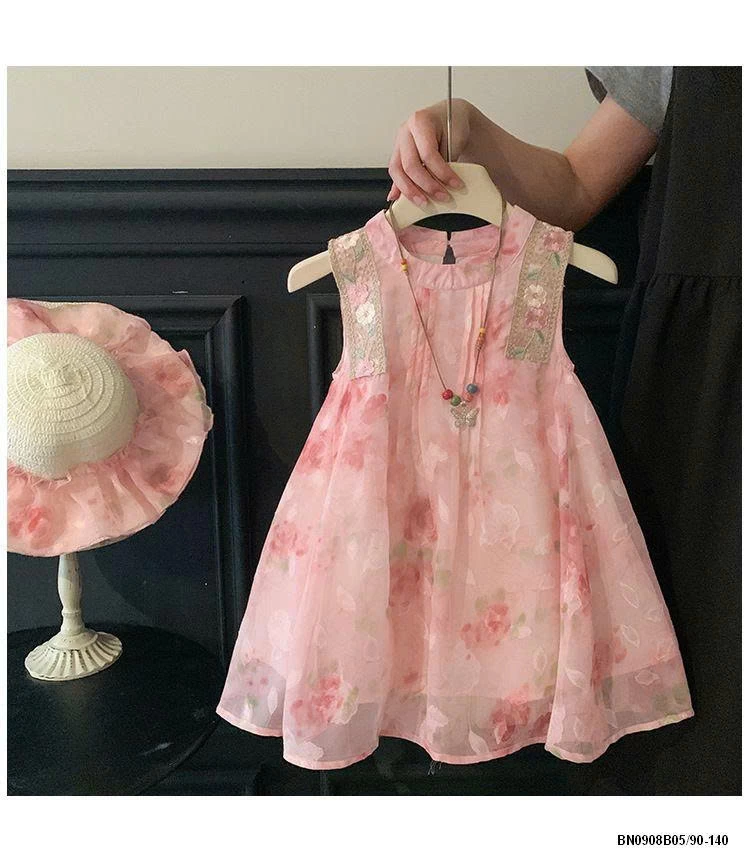 ĐẦM HOA HỒNG SÁT NÁCH