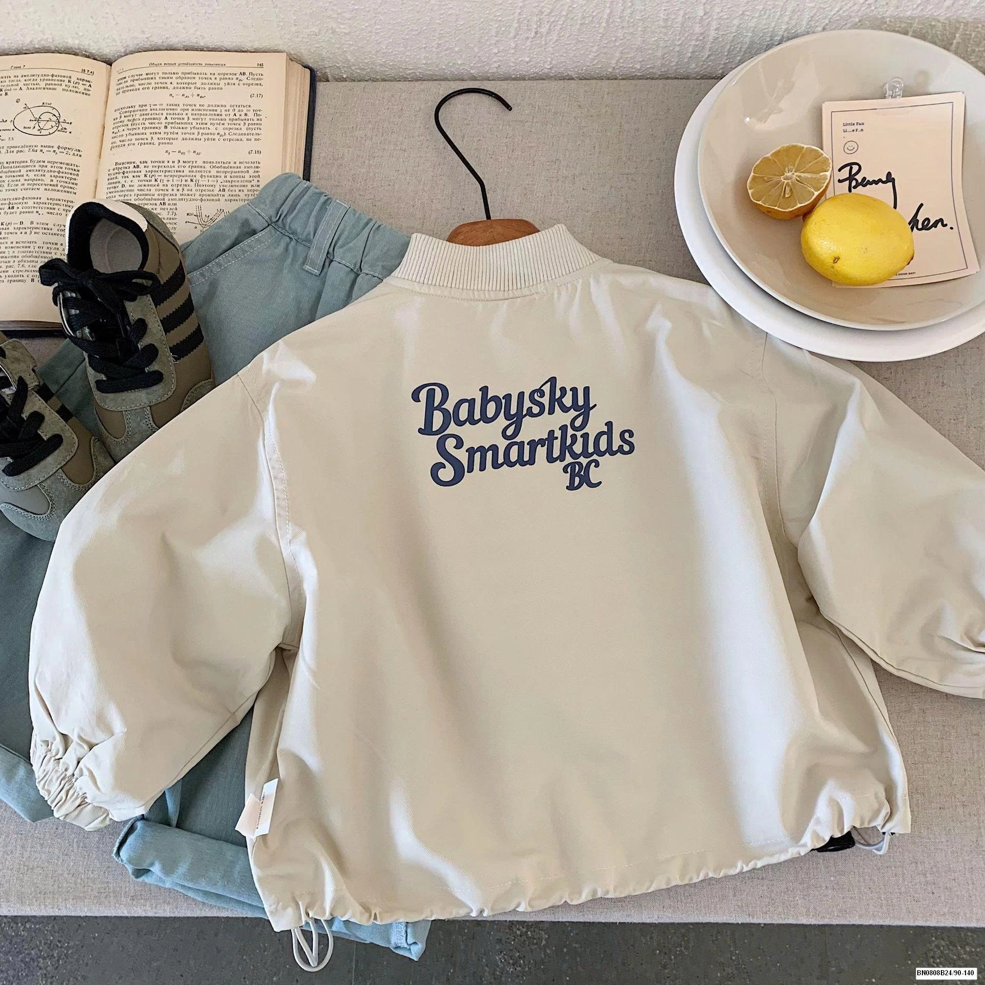 ÁO KHOÁC GIÓ IN HÌNH GẤU