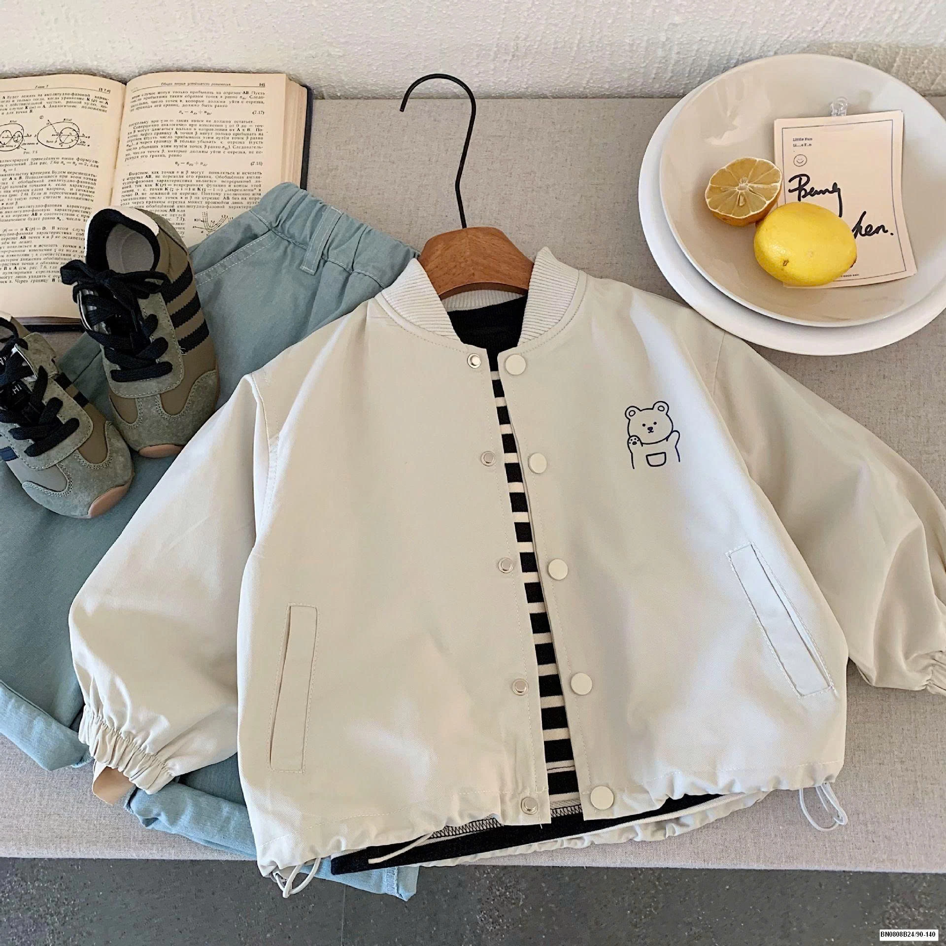 ÁO KHOÁC GIÓ IN HÌNH GẤU