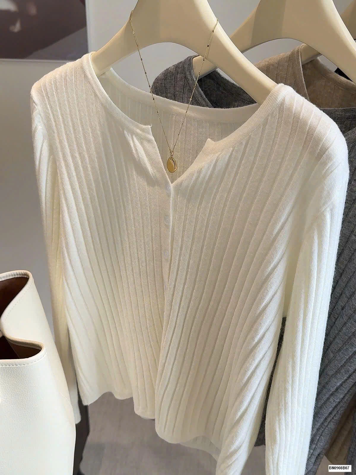 ÁO KHOÁC LEN TRƠN DÀI TAY