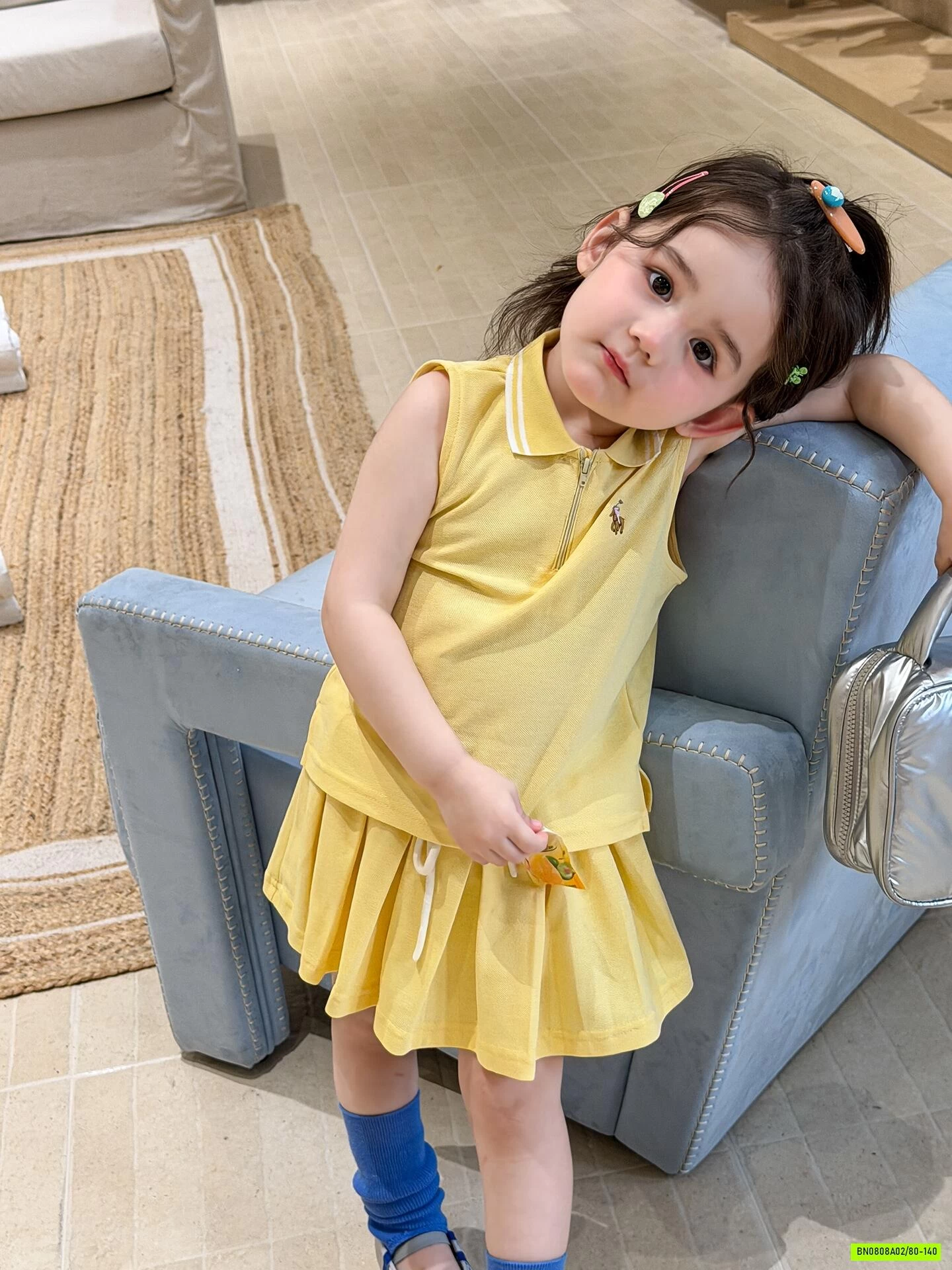 SÉT VÁY POLO VÀNG XẾP LY