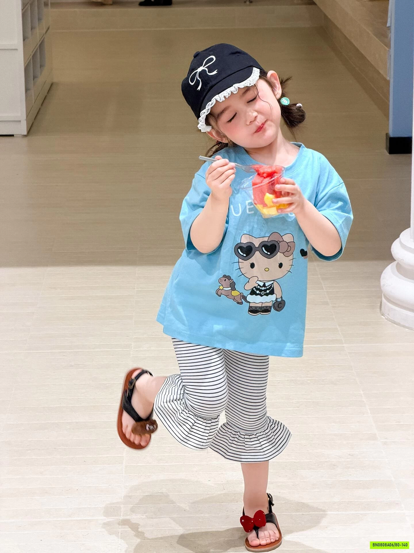 ÁO THUN MÈO XANH MIX LEGGING KẺ