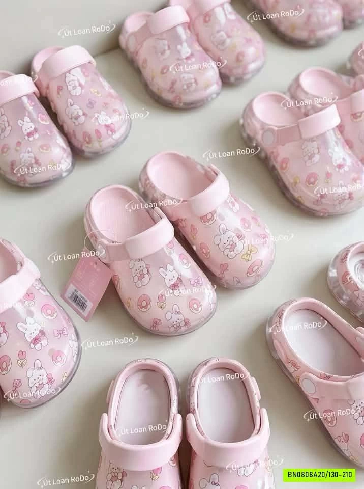 SỤC EVA TRONG SUỐT GẤU KUTE