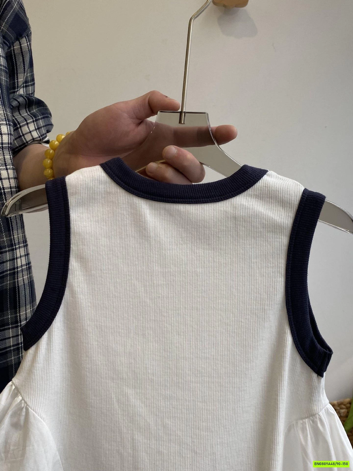 ĐẦM SÁT NÁCH ĐUÔI CÁ PHỐI VIỀN