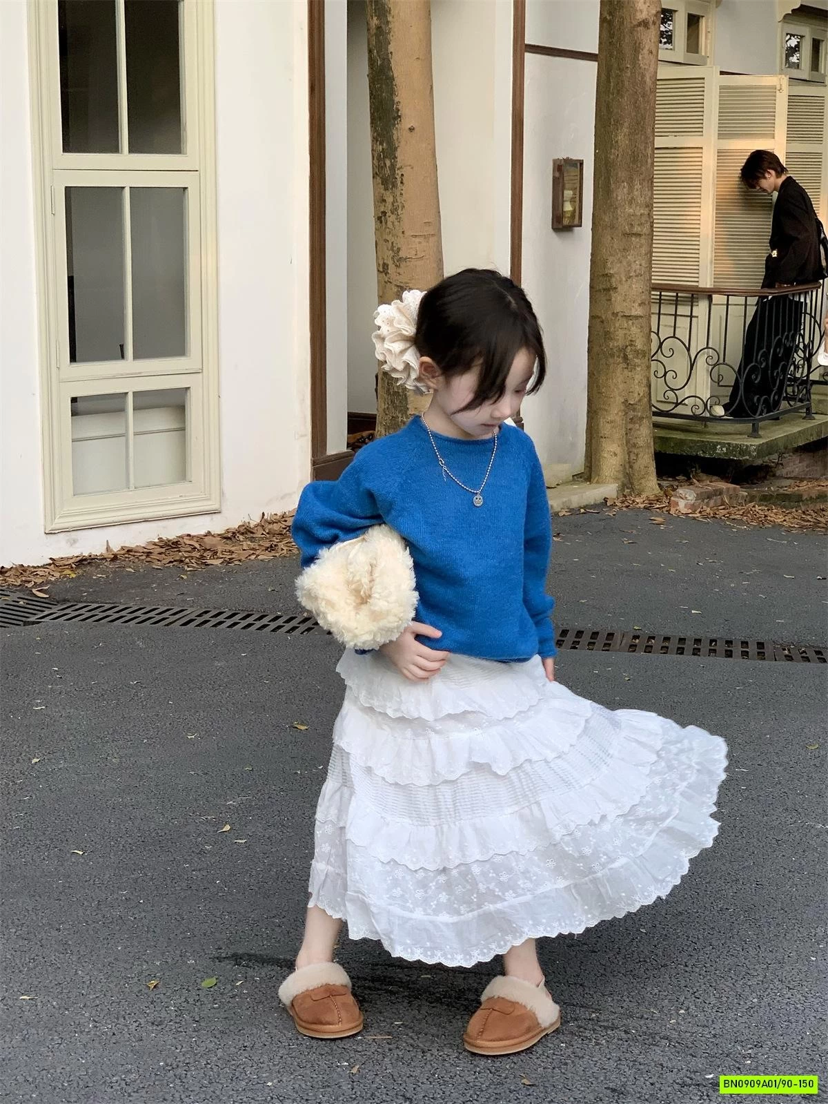 ÁO LEN XANH COBAN MIX CV TRẮNG